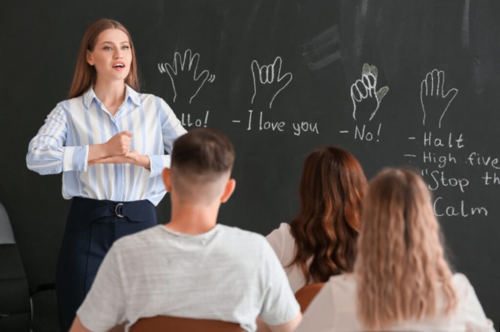 Navigating Higher Education: A Guide for Deaf Dutch Students Applying to Universities in the USA